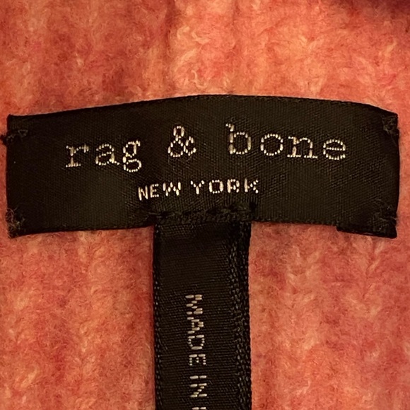 New Rag & Bone Superfine Merino Wool Pink Beanie Hat with Pom - Picture 14 of 15